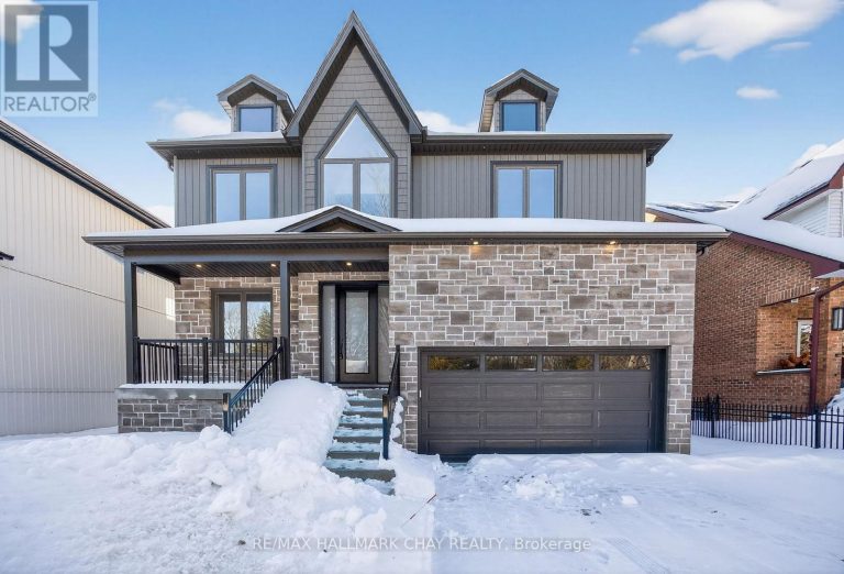 86 37TH STREET N Wasaga Beach