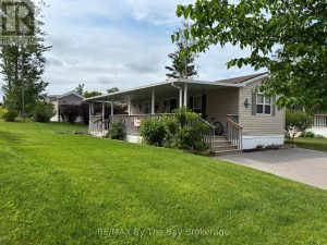 17 CHIPPEWA TRAIL Wasaga Beach