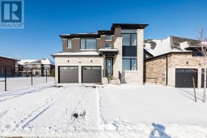 9 SUN VALLEY AVENUE Wasaga Beach