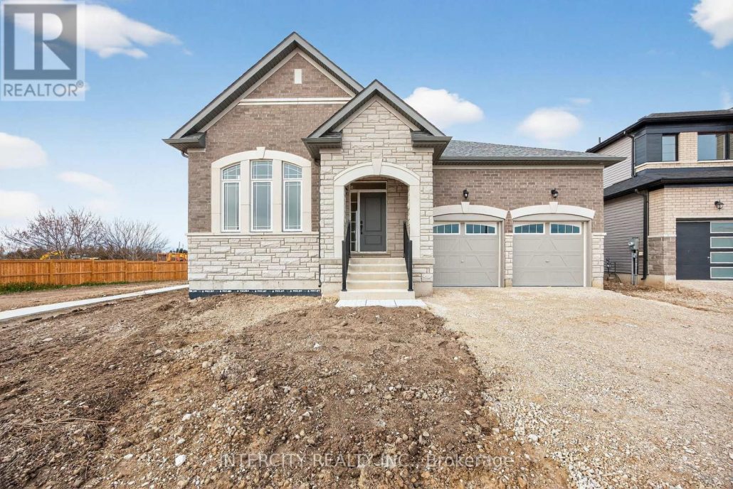 38 LEGACY CIRCLE Wasaga Beach