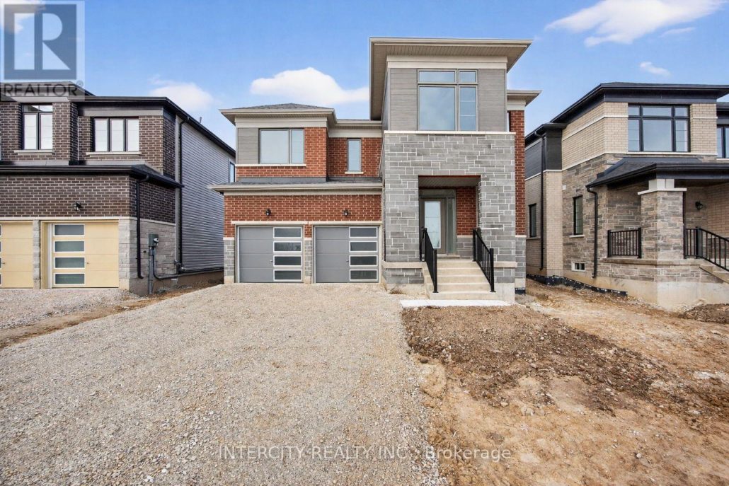 32 LEGACY CIRCLE Wasaga Beach