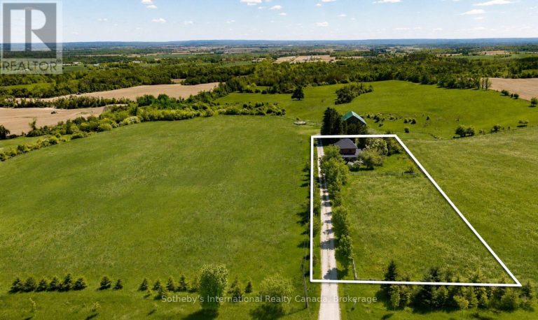 1943 FAIRGROUNDS ROAD S Clearview
