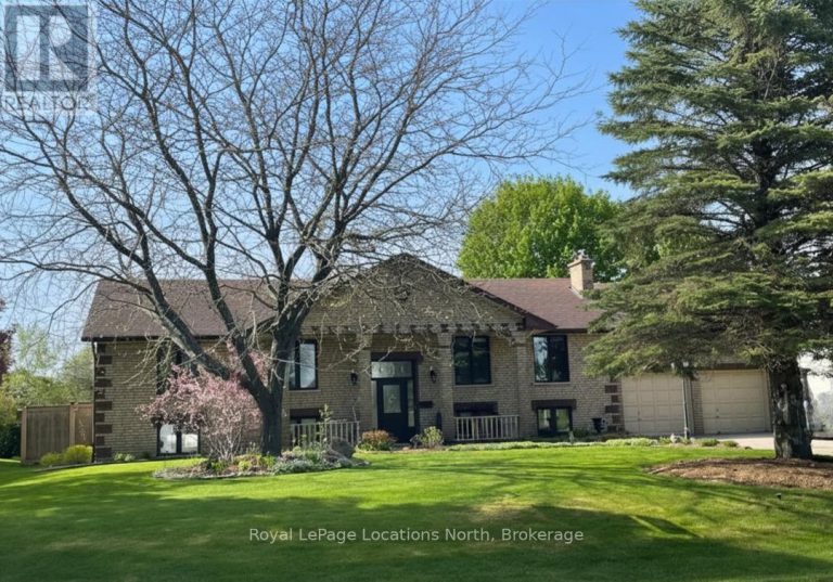 15 BLACKBURN AVENUE Clearview (Nottawa)