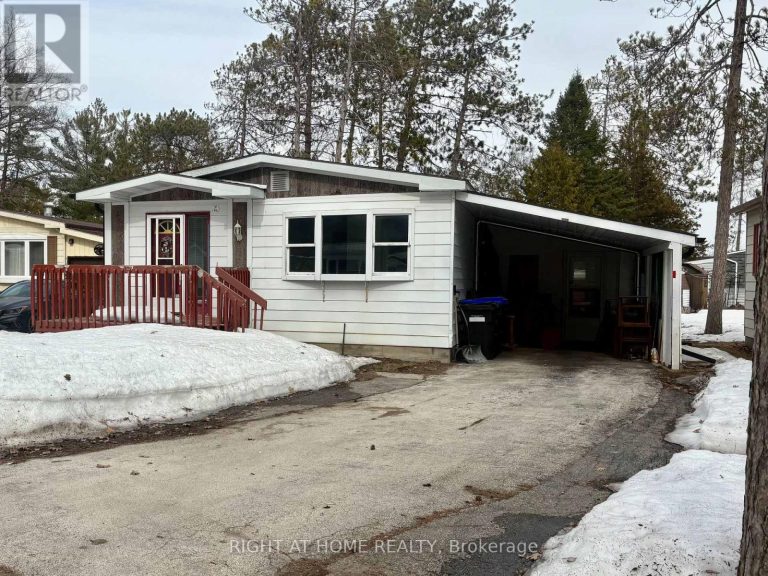 14 SINCLAIR AVENUE S Wasaga Beach