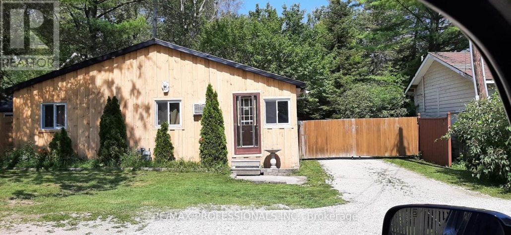63 BECK STREET Wasaga Beach