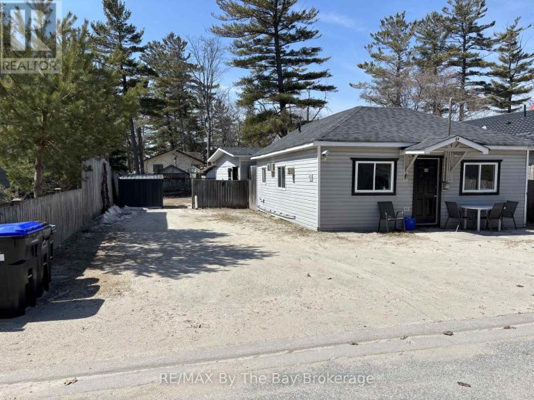 44 12TH STREET N Wasaga Beach