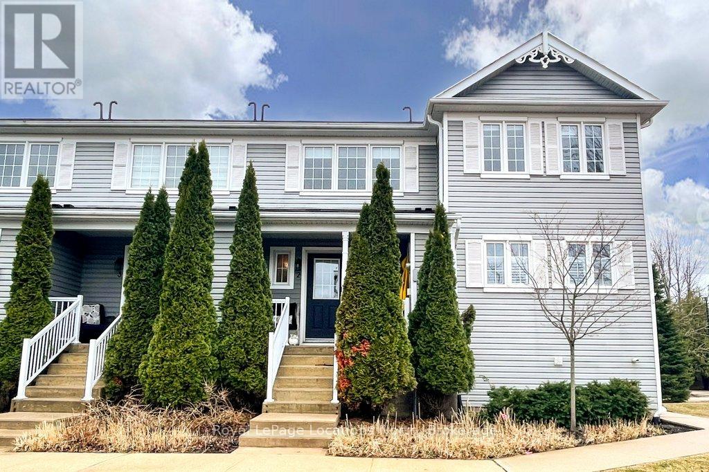 2 ROYALTON LANE Collingwood