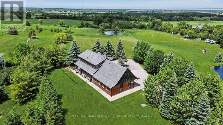 8886 COUNTY ROAD 91 Clearview