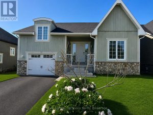 73 FINDLAY DRIVE Collingwood