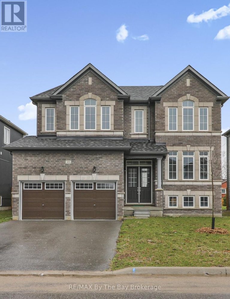 15 BEATRICE DRIVE Wasaga Beach