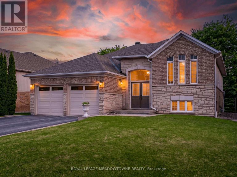 30 CRANBERRY HEIGHTS Wasaga Beach