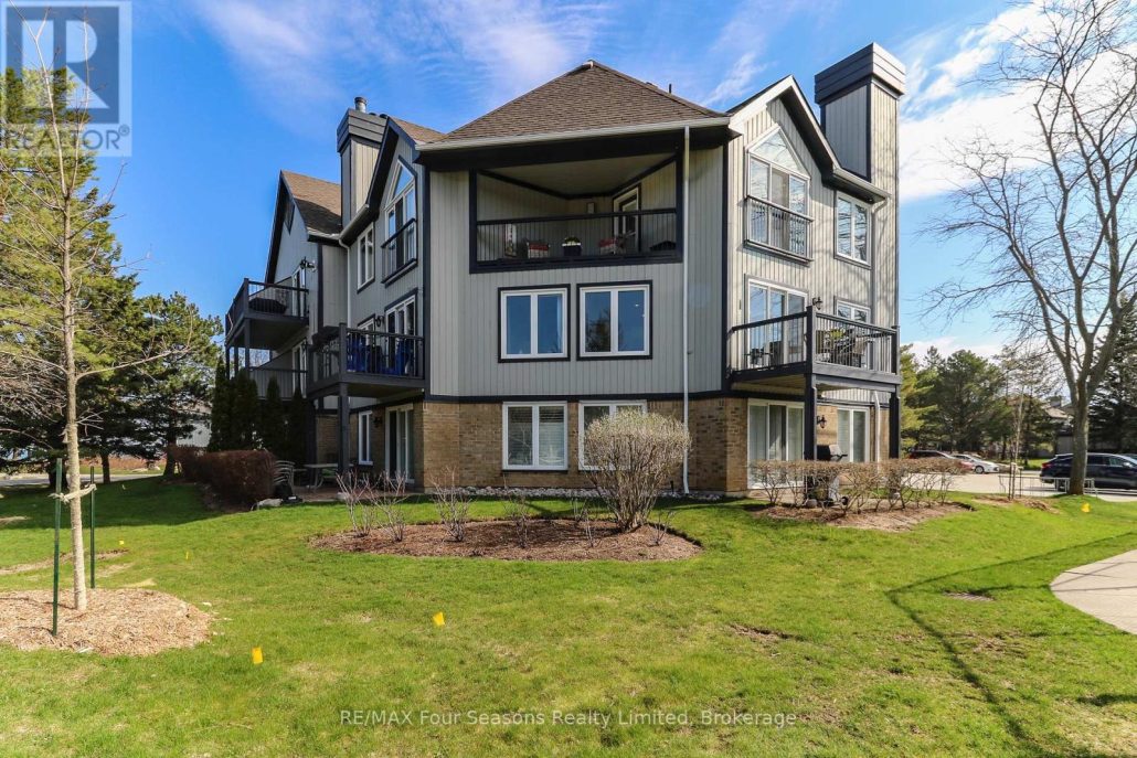 835 SUNCREST CIRCLE Collingwood