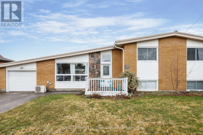 594 OAK STREET Collingwood