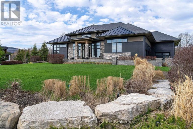 1 WINDROSE VALLEY BOULEVARD Clearview