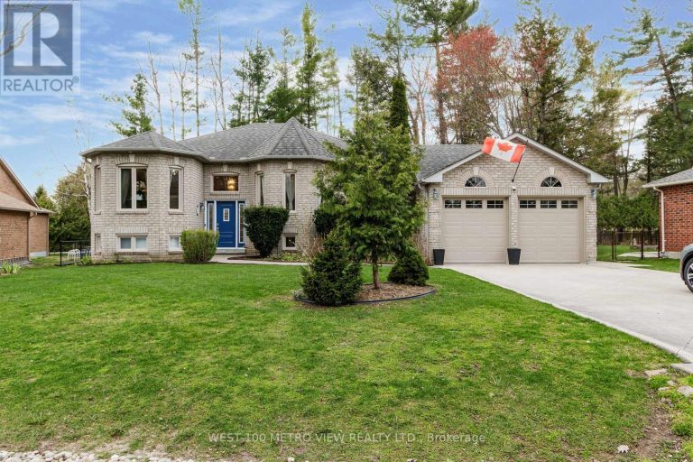 7 FAIRWAY CRESCENT Wasaga Beach
