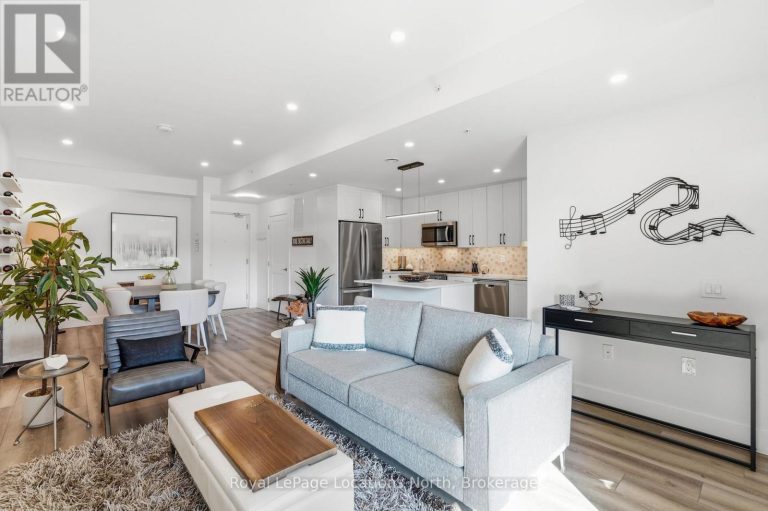 125 - 4 KIMBERLY LANE Collingwood