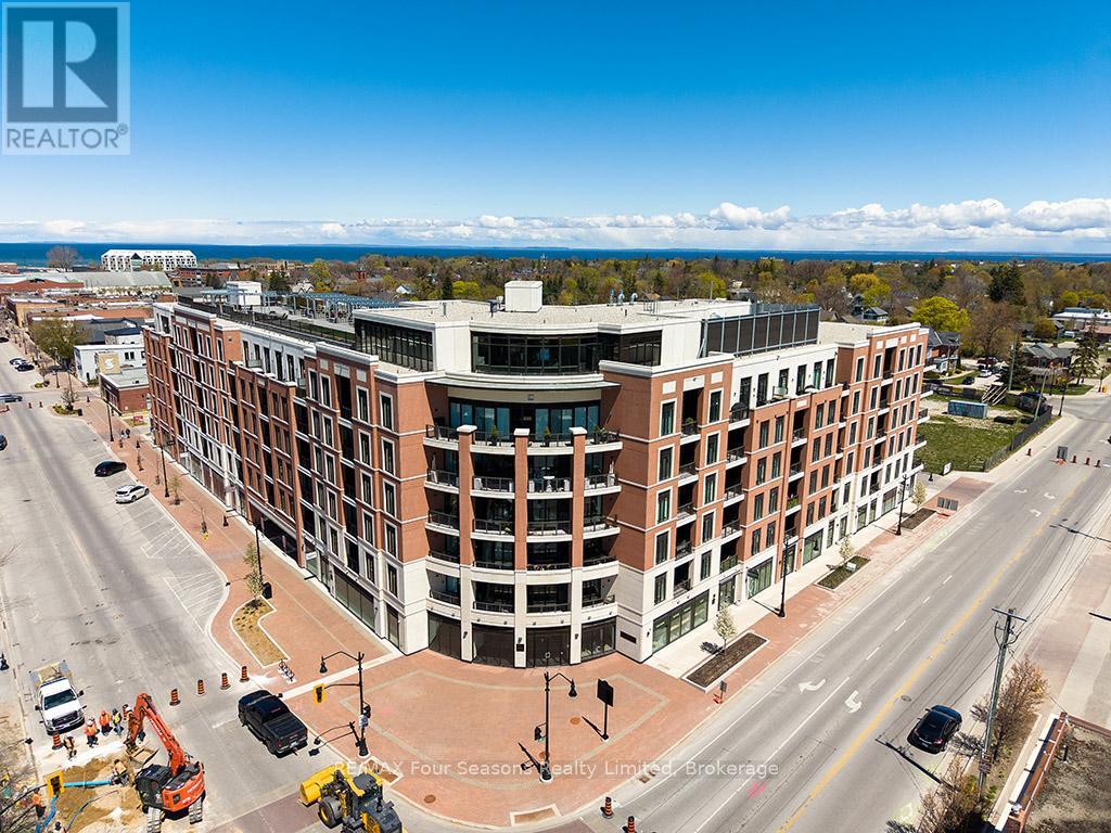 402 - 1 HUME STREET Collingwood