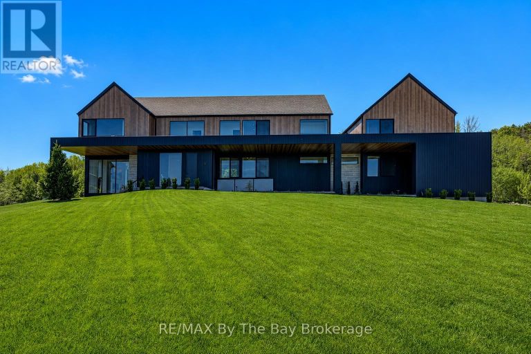 18 RAINTREE COURT Clearview