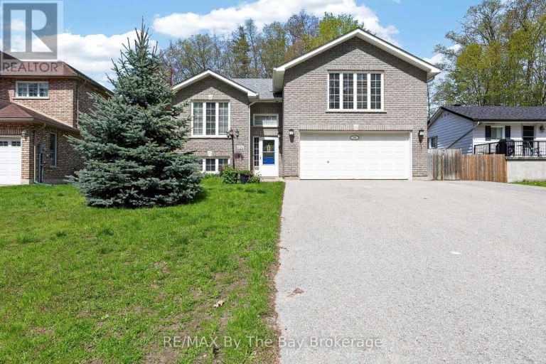 326 GOLF COURSE ROAD Wasaga Beach