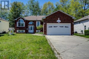 12 SILVER BIRCH AVENUE Wasaga Beach