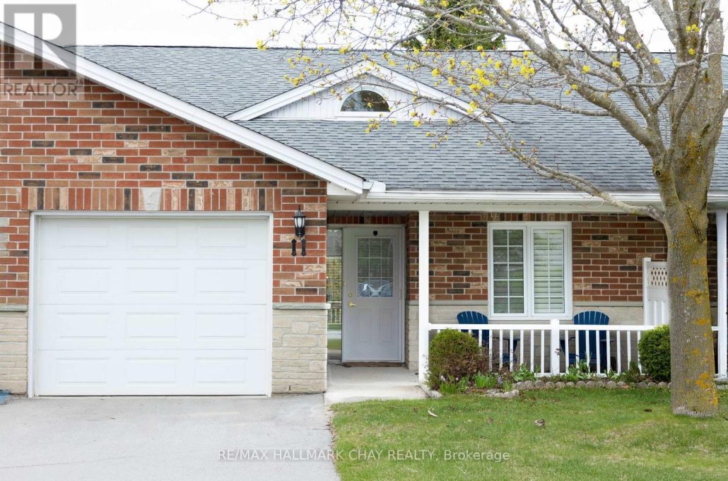 11 - 275 HURON STREET Clearview (Stayner)