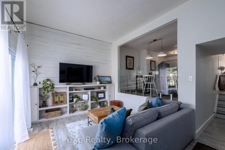 12 - 563 TENTH STREET Collingwood