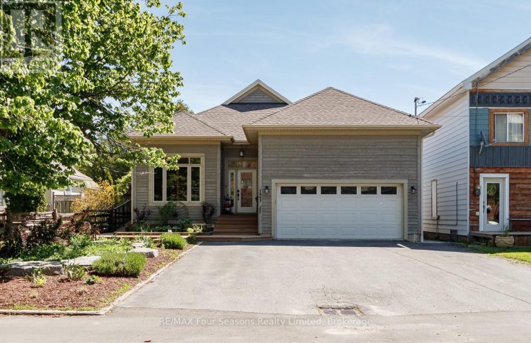 121 ELM STREET Collingwood