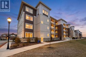 108 - 17 SPOONER CRESCENT Collingwood