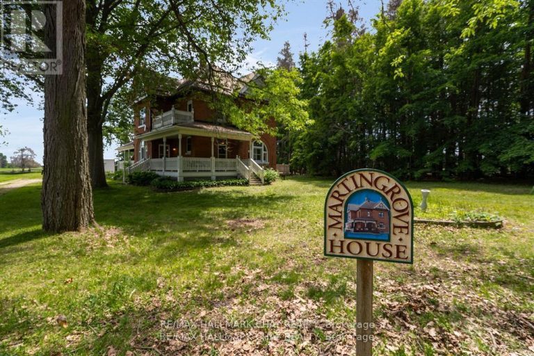 1407 FLOS 8 ROAD W Springwater