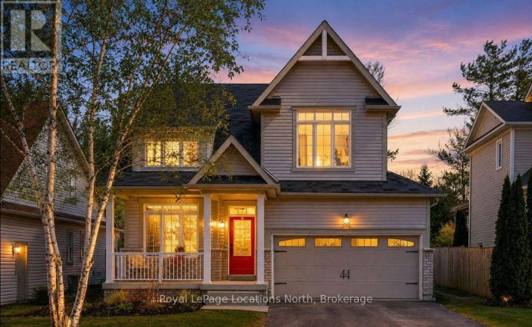 11 CHRISTY DRIVE Wasaga Beach
