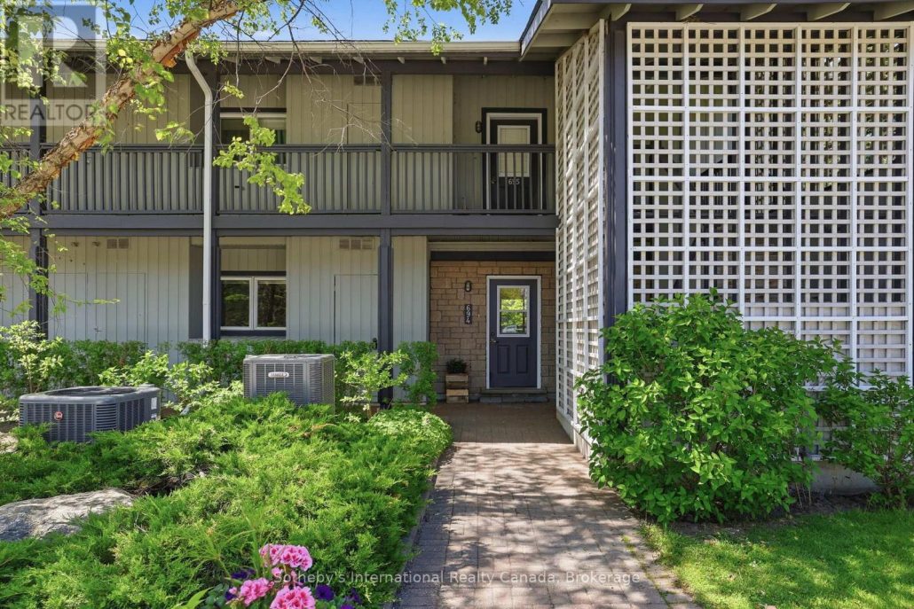 694 JOHNSTON PARK AVENUE Collingwood
