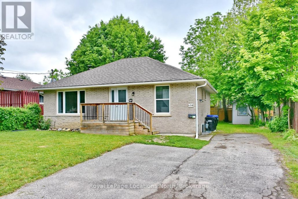 638 OAK STREET Collingwood