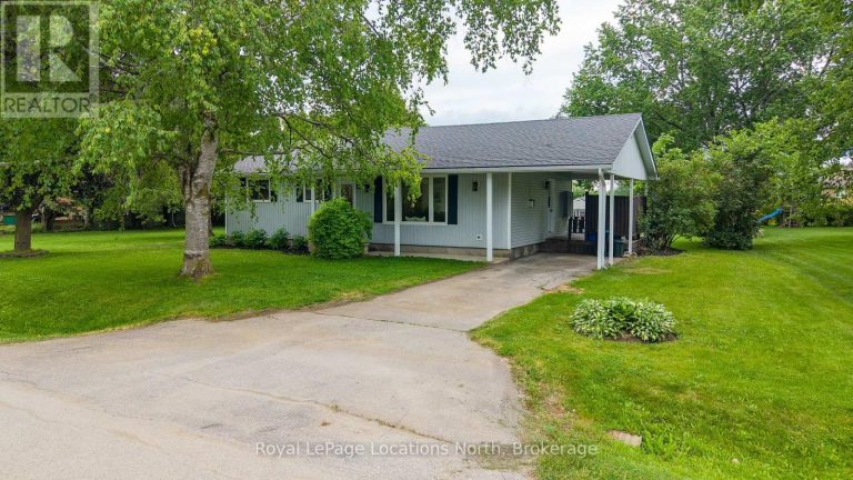 46 TOWNLEY STREET Clearview (Nottawa)