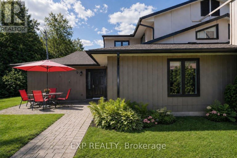 9 TRAFALGAR ROAD Collingwood