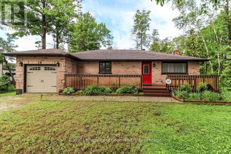 16 WOOD AVENUE Wasaga Beach