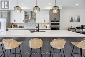 125 STONELEIGH DRIVE Blue Mountains