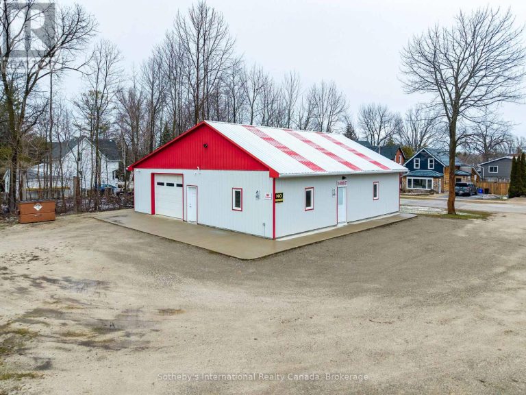 76 EDWIN STREET E Meaford