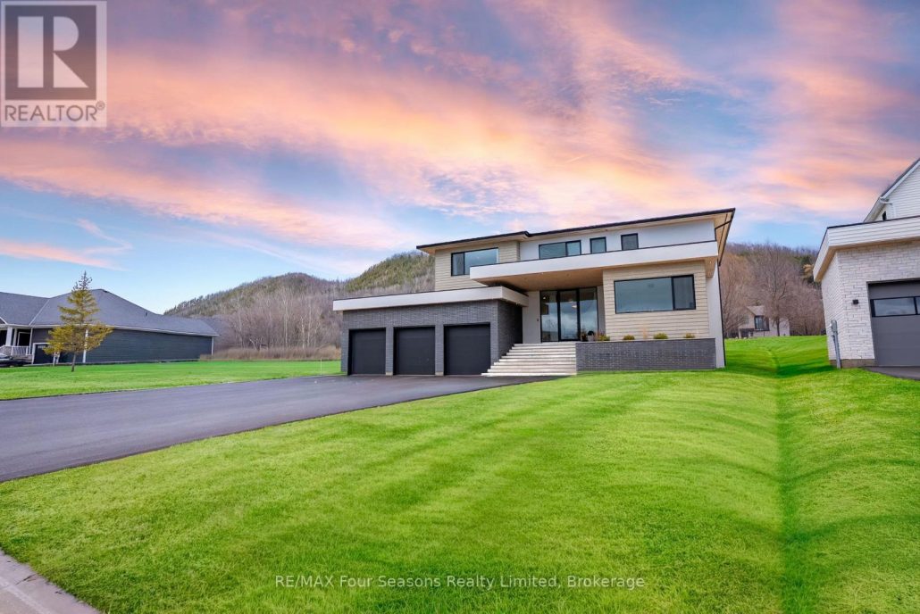 102 BARTON BOULEVARD Blue Mountains