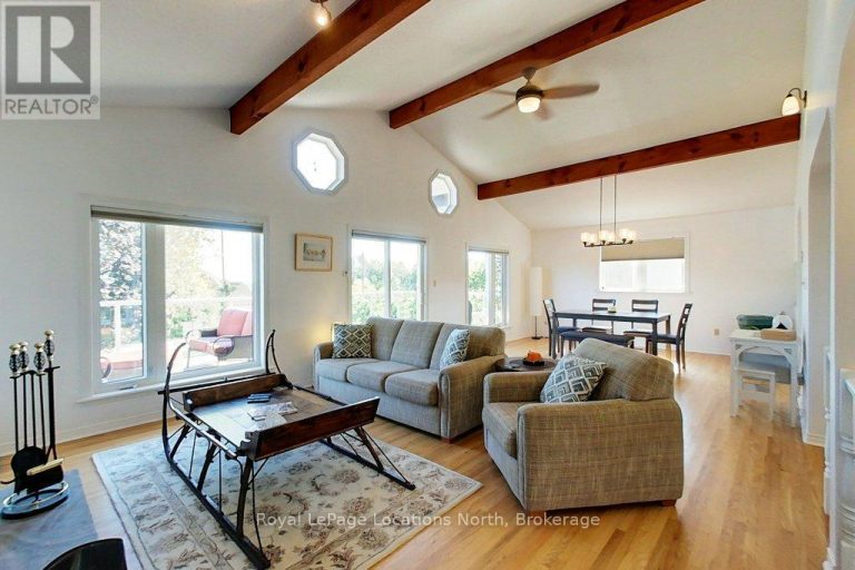 306 LAKESHORE ROAD N Meaford