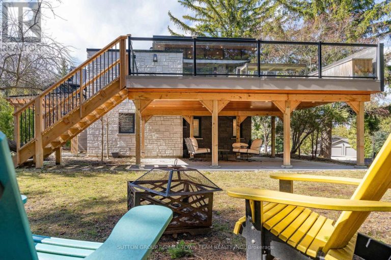 114 LAKESHORE ROAD W Blue Mountains