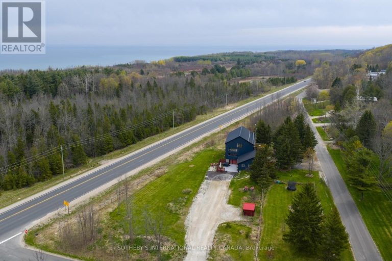 121 OLD HIGHWAY 26 Meaford