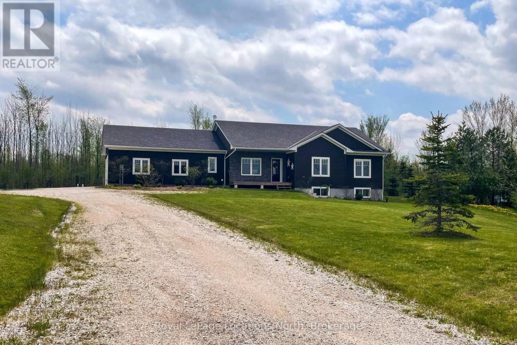 109 ROBERTSON AVENUE Meaford