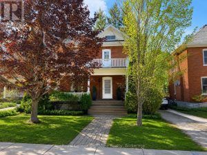 76 TROWBRIDGE STREET W Meaford