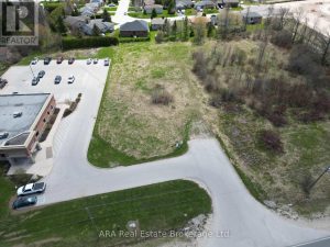 206104 26 HIGHWAY W Meaford
