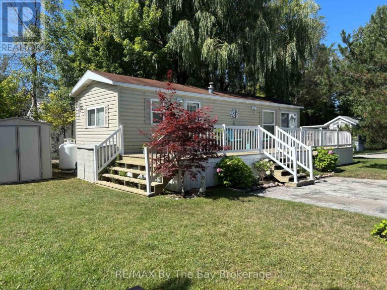 15 HURON CIRCLE Wasaga Beach