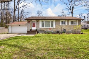 15 SMALLMAN DRIVE Wasaga Beach