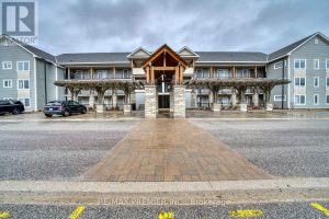 302 - 2 COVE COURT Collingwood