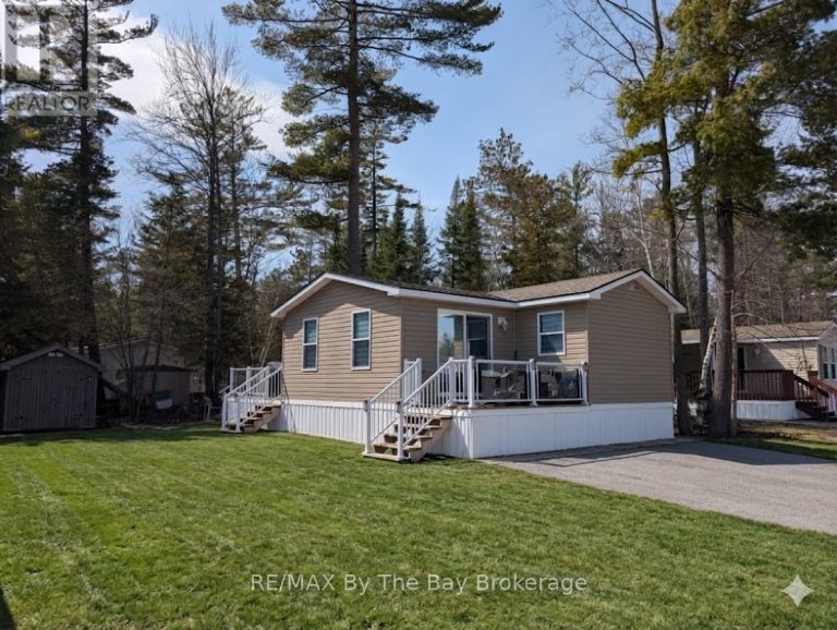 42 TEMAGAMI TRAIL Wasaga Beach