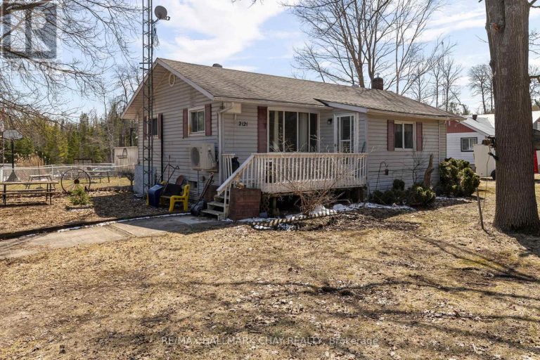2121 KLONDIKE PARK ROAD Wasaga Beach