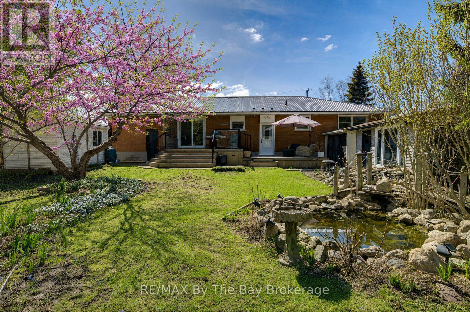 31 SAUNDERS STREET Collingwood